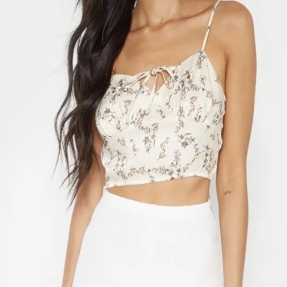 Pretty Little Thing Cream Floral Printed Cup Tie Detail Sleeveless Crop Top Sz 8